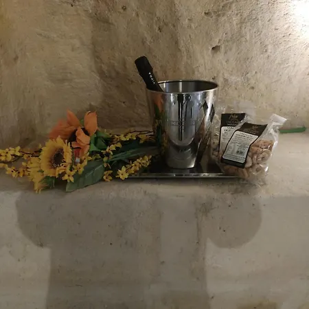Il Nido Nella Roccia Matera